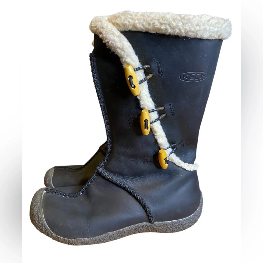 Keen Kaley Nubuck Leather Sherpa Boots Women’s Size 6